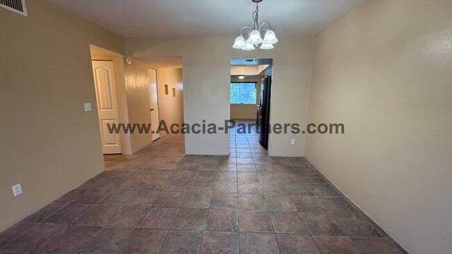 Building Photo - Three bedroom townhome with community pool