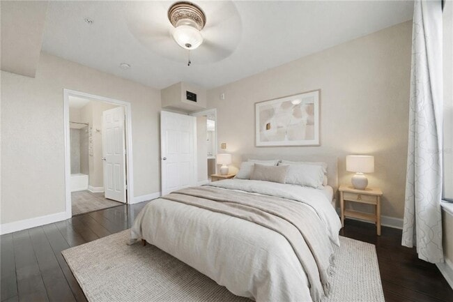 Building Photo - 204 E South St