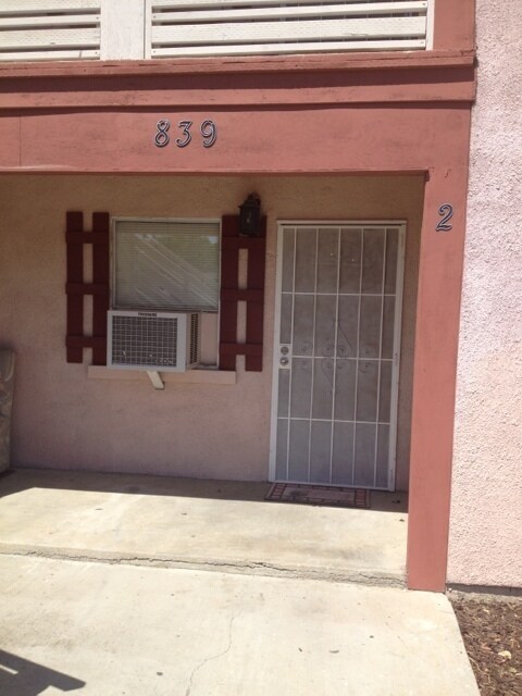 Building Photo - NEW REMODELED