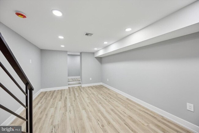 Building Photo - 451 Fitzgerald St