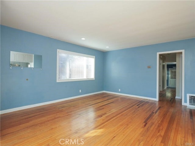 Building Photo - 613 36th St