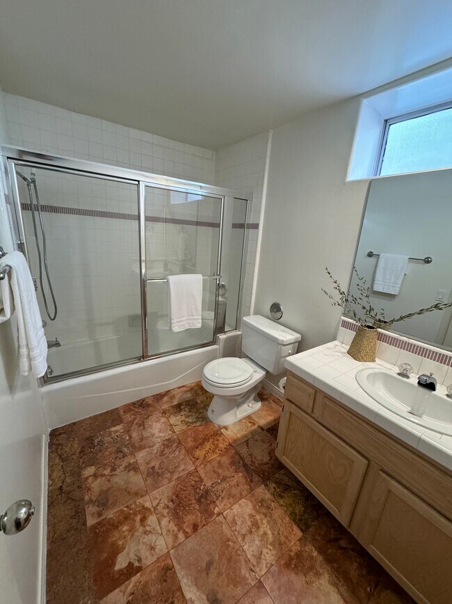 Building Photo - 5923 Etiwanda Ave