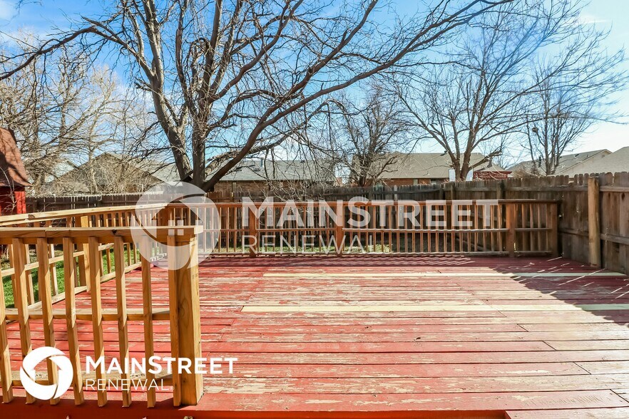 Building Photo - 11332 N Markwell Ave