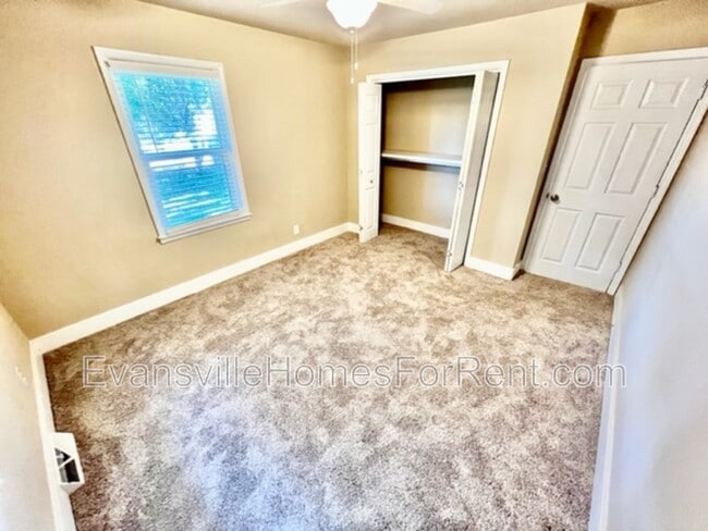 Building Photo - 2408 S Boeke Rd