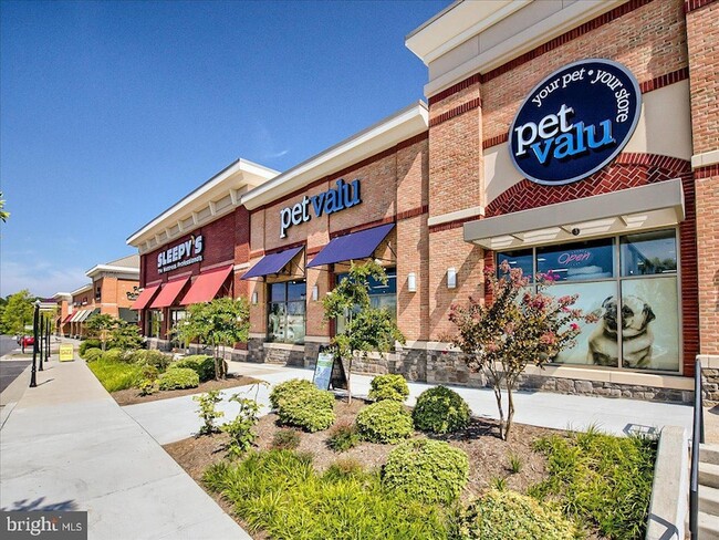 Building Photo - 22739 Tate St