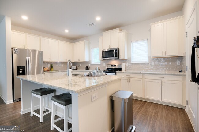 Building Photo - 2798 Morgan Spring Trail