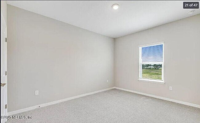 Building Photo - 240 Cherry Elm Dr