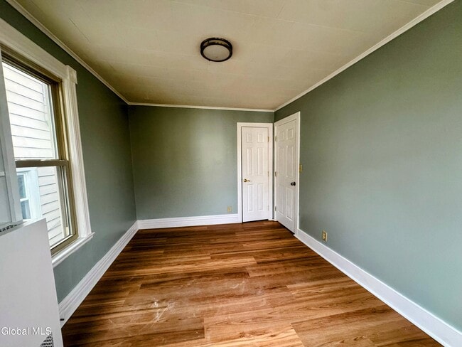 Building Photo - 838 Lancaster St