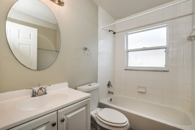 Building Photo - 10733 Brown Trout Cir