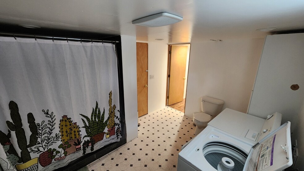 Building Photo - 1331 Rainier Ave