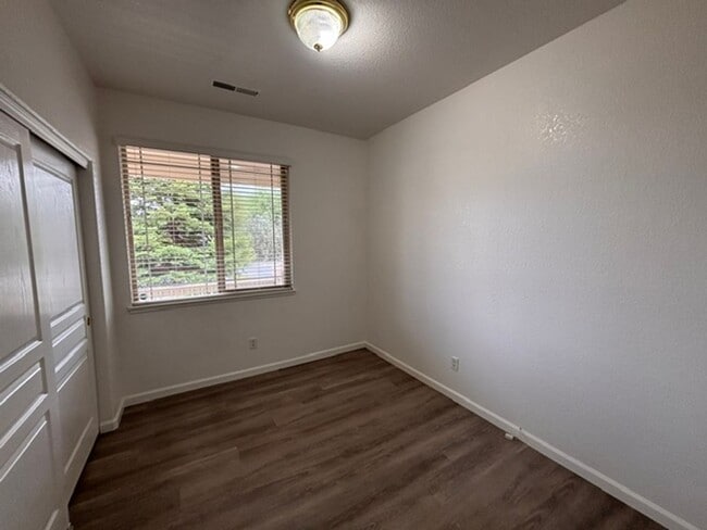 Building Photo - 1024 Westcreek Ln