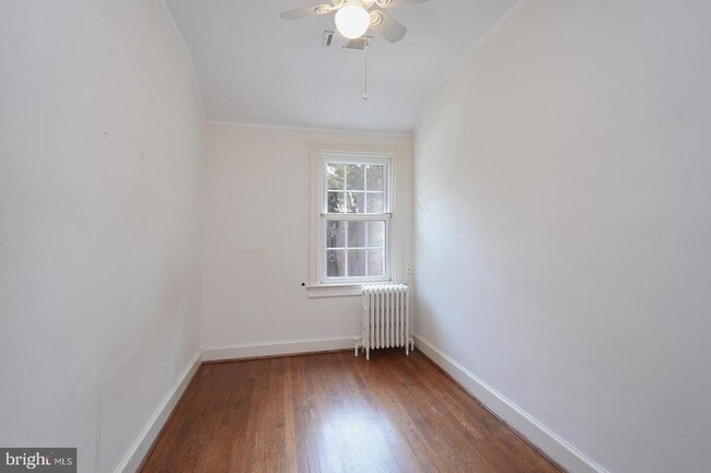 Building Photo - 2428 Tunlaw Rd NW