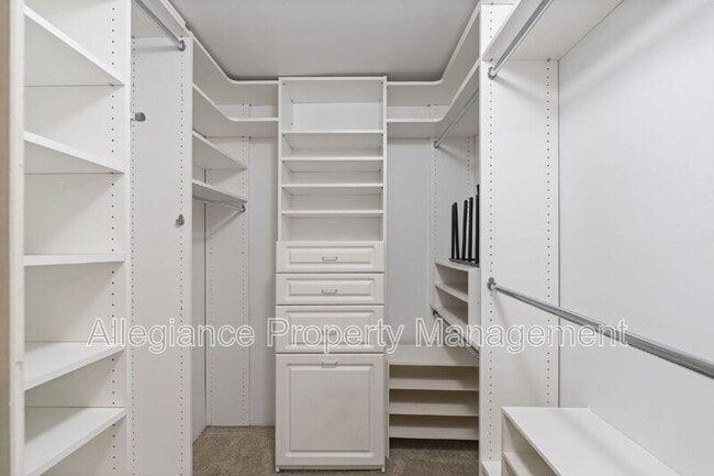 Building Photo - 3915 Green Look Ct