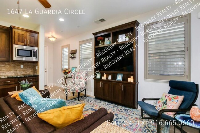 Primary Photo - 1647 La Guardia Cir