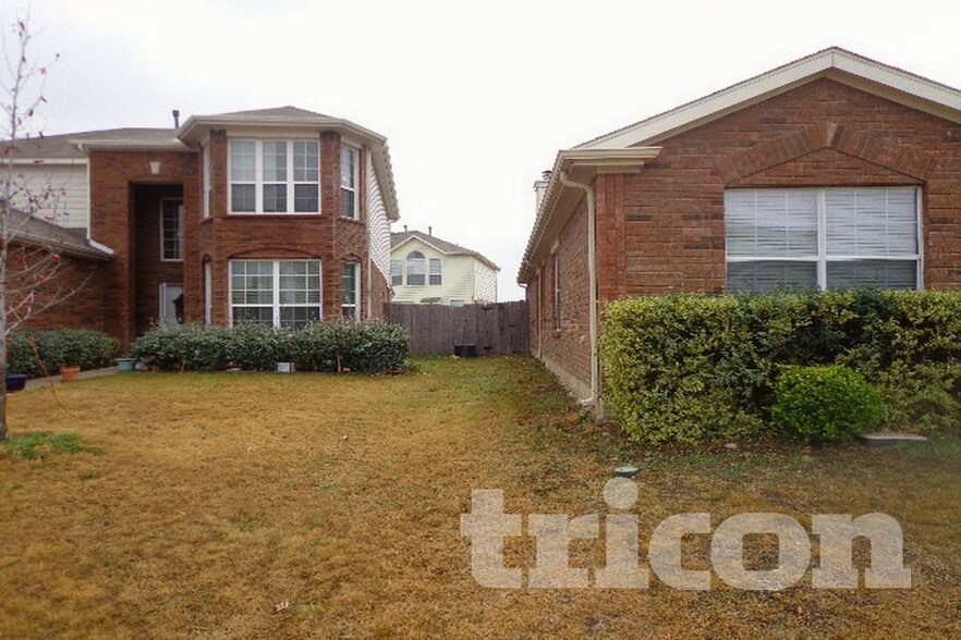 Building Photo - 8457 Asheville Ln