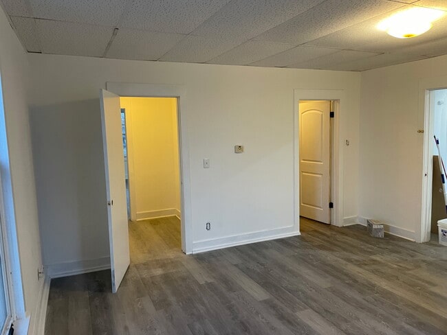 Building Photo - 909 N Olive St