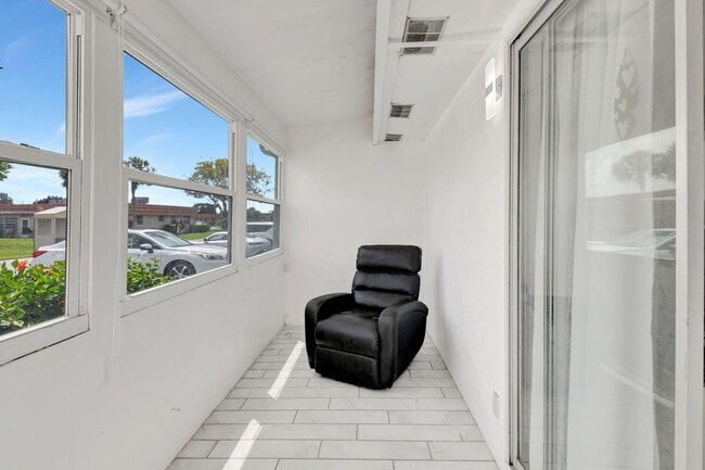 Building Photo - 78 Seville Blvd