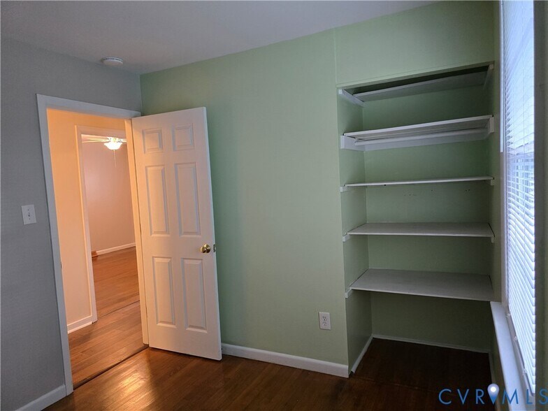 Building Photo - 7998 Wynbrook Ln