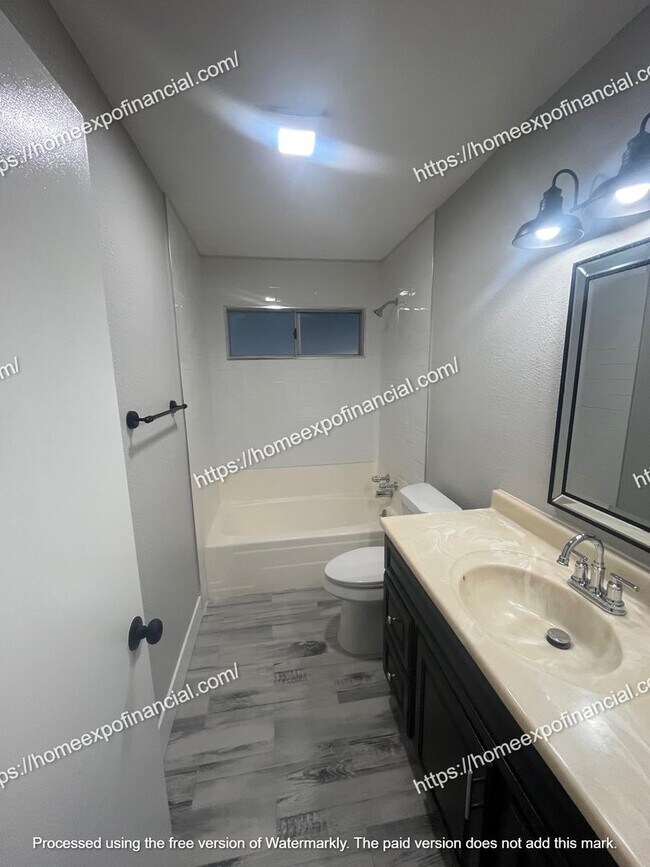 Building Photo - Nice Home For Rent