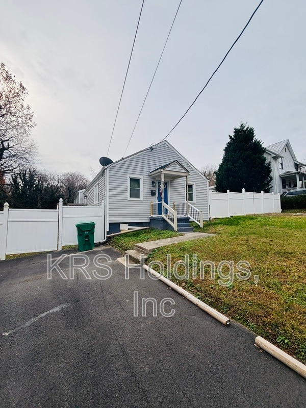 Primary Photo - 118 Virginia Ave