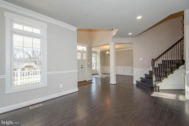 Building Photo - 7408 Bethune St
