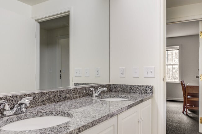 Building Photo - The Barrister