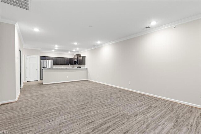 Building Photo - 1503 Kathy Ann Wy E