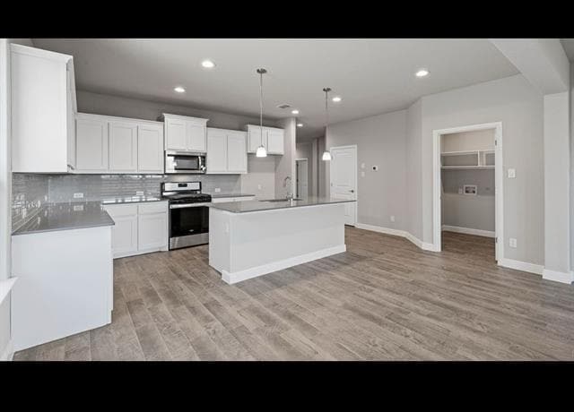 Building Photo - 2320 Monoceros Dr