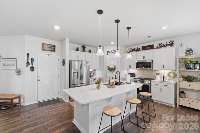 Building Photo - 116 Camdenbrush Trl