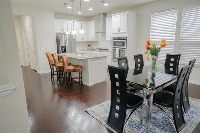 Building Photo - 841 Birdie Dr