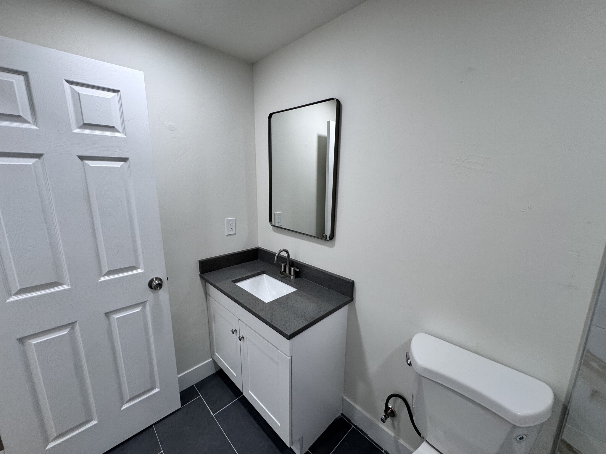 Building Photo - 14541 S Juniper Shade Dr