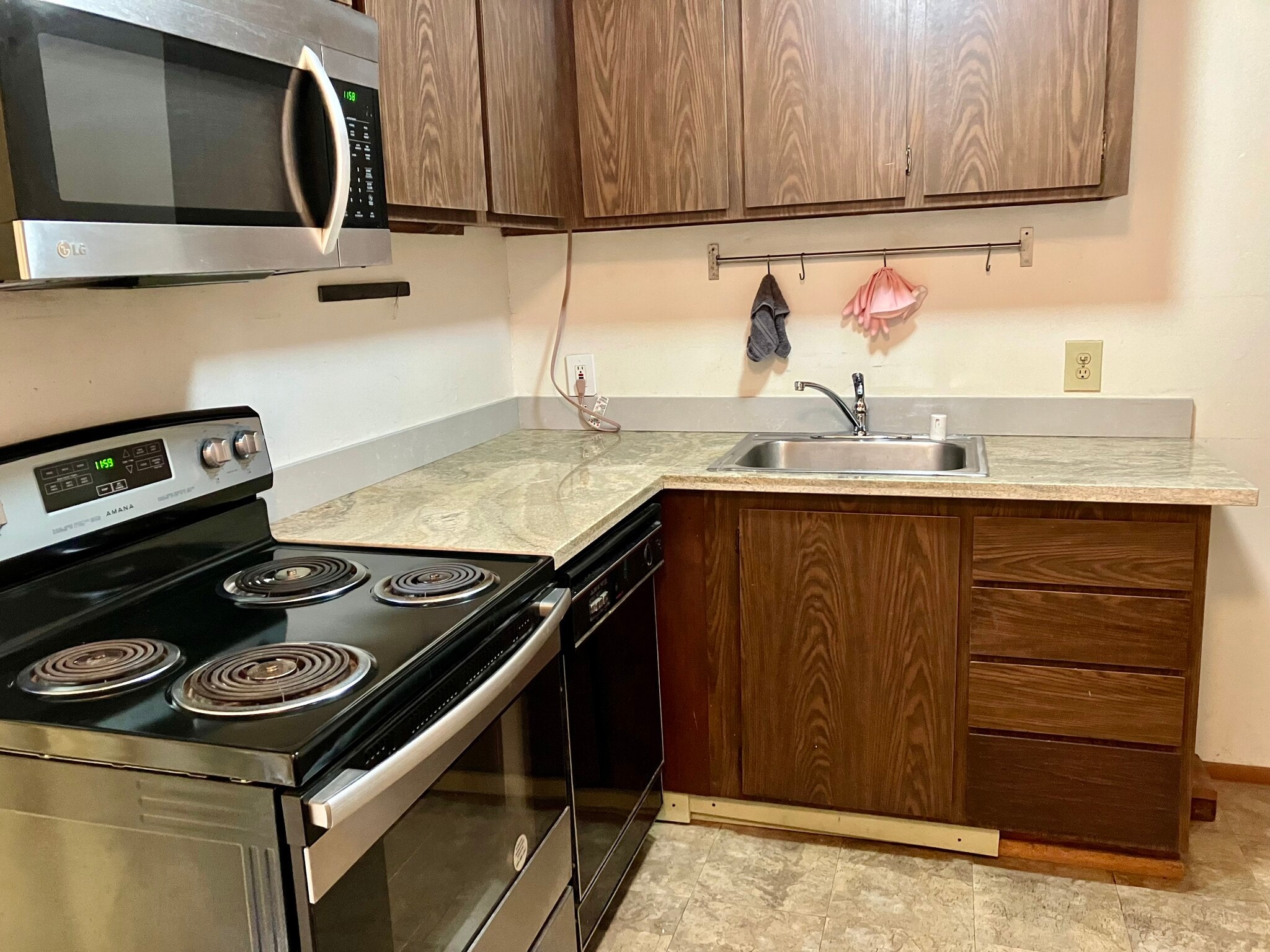 Kitchen - 2342 Hilgard Ave