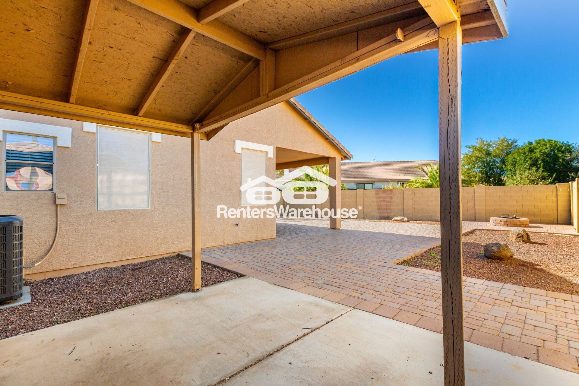 Building Photo - 17088 W Lundberg St