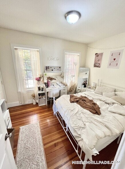 Building Photo - 107 Fisher Ave