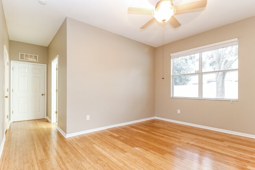 Building Photo - 17345 Bumblebee Pass