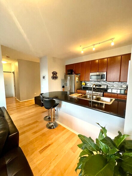 Stainless Steel Appliances - 330 N Jefferson St