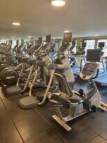 Building Photo - 440 N Wabash Ave