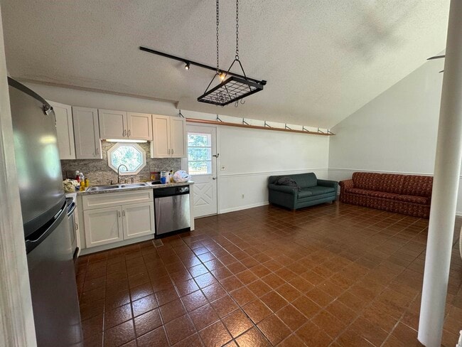 Building Photo - 200 Alleghany Dr
