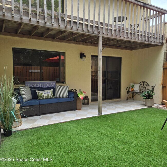 Building Photo - 8761 Ilex Ct