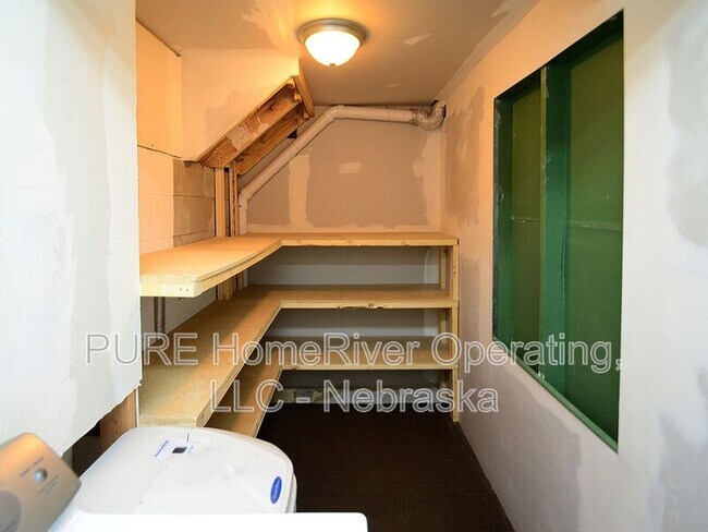 Building Photo - 2121 S 163rd Cir