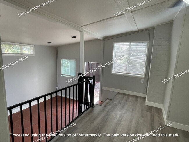 Building Photo - Nice Home For Rent
