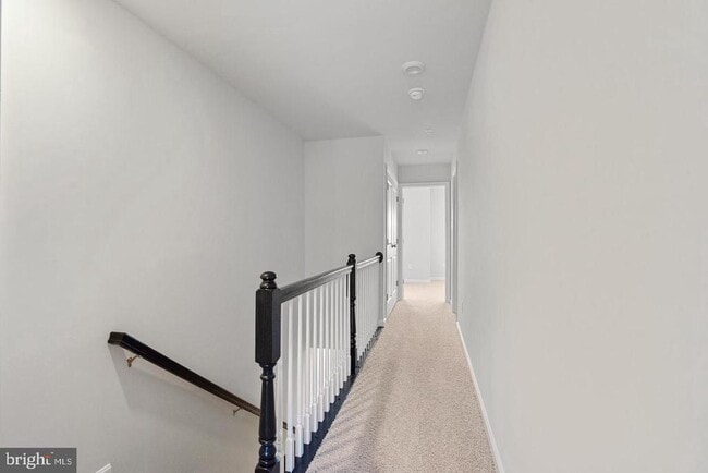 Building Photo - 344 Ensemble Wy