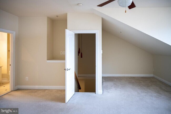 Building Photo - 5115 Grimm Dr