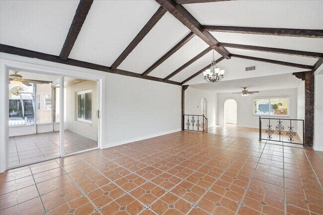Building Photo - 7527 Hatteras Dr