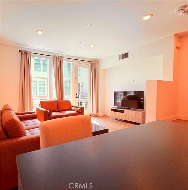 Building Photo - 479 Marc Pl