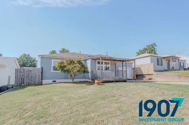 Building Photo - Charming & Updated 3-Bedroom Home in Moore...