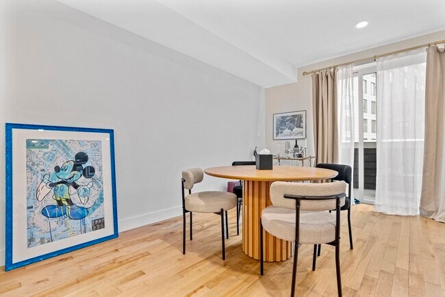Building Photo - 50 Hichborn St