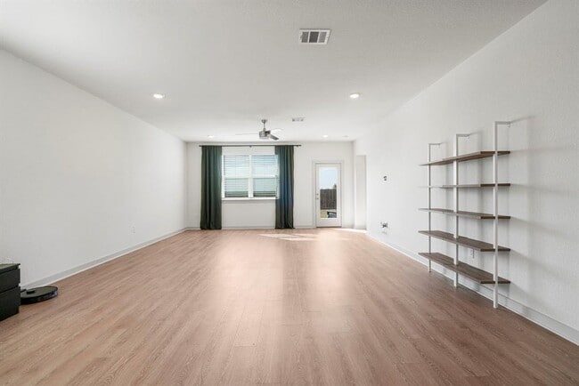 Building Photo - 7314 Sagira Path