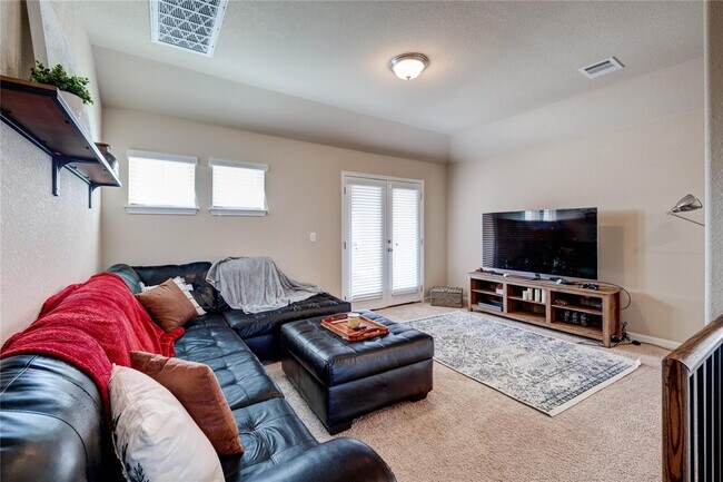 Building Photo - 5901 Scenic Lake Dr