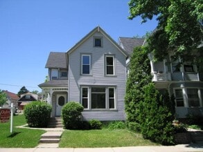 Building Photo - 2543 S Graham St